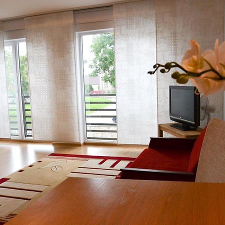 Kuressaare Tallinn Street Apartments 외부 사진